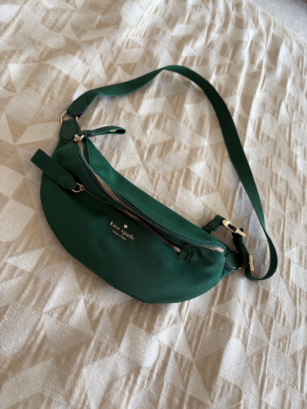 kate spade emerald green nylon crossbody with gold hardware - Picture 6 of 12